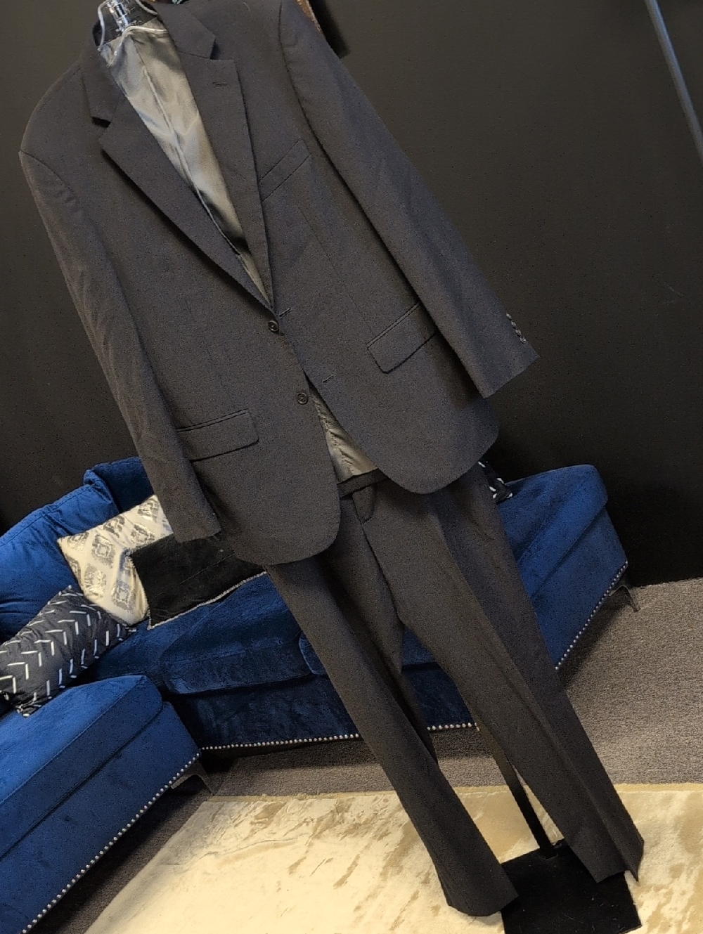 Men's Classic Charcoal Two-Piece Suit - Tailored Notch Lapel